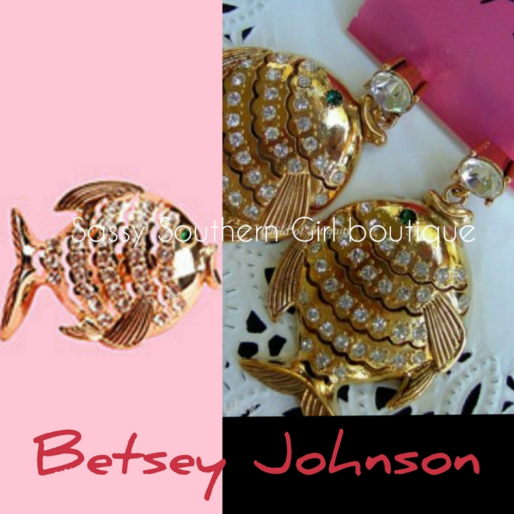 ⭐🆕 Betsey Johnson Fish Ring and Earrings set